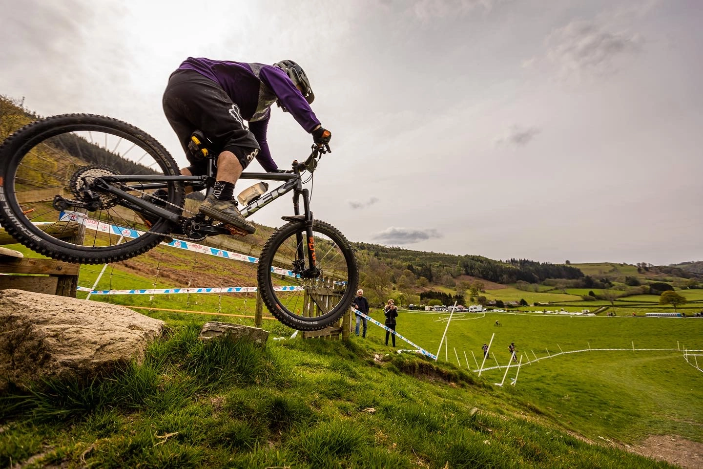 Damon Jones crossing finishing line in an MTB Race at LLangollen